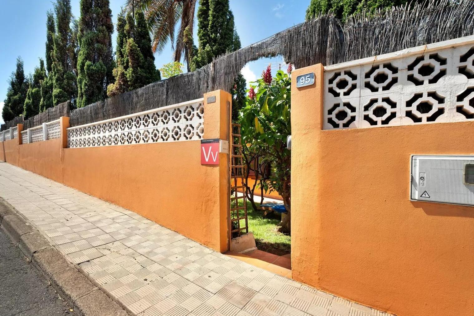Energy Garden Villa Bajamar  Luaran gambar
